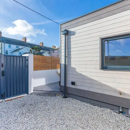 Stones Throw Cornwall *